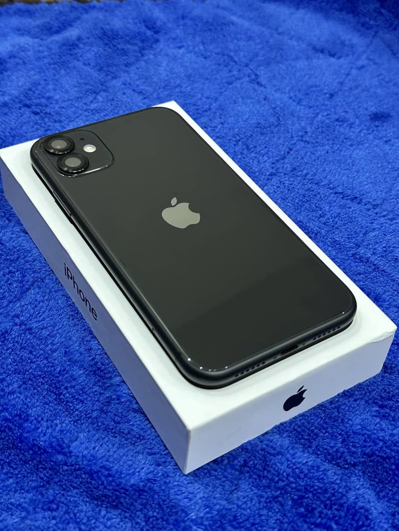 Iphone 11 box pack mint condition (Scratchless) 6