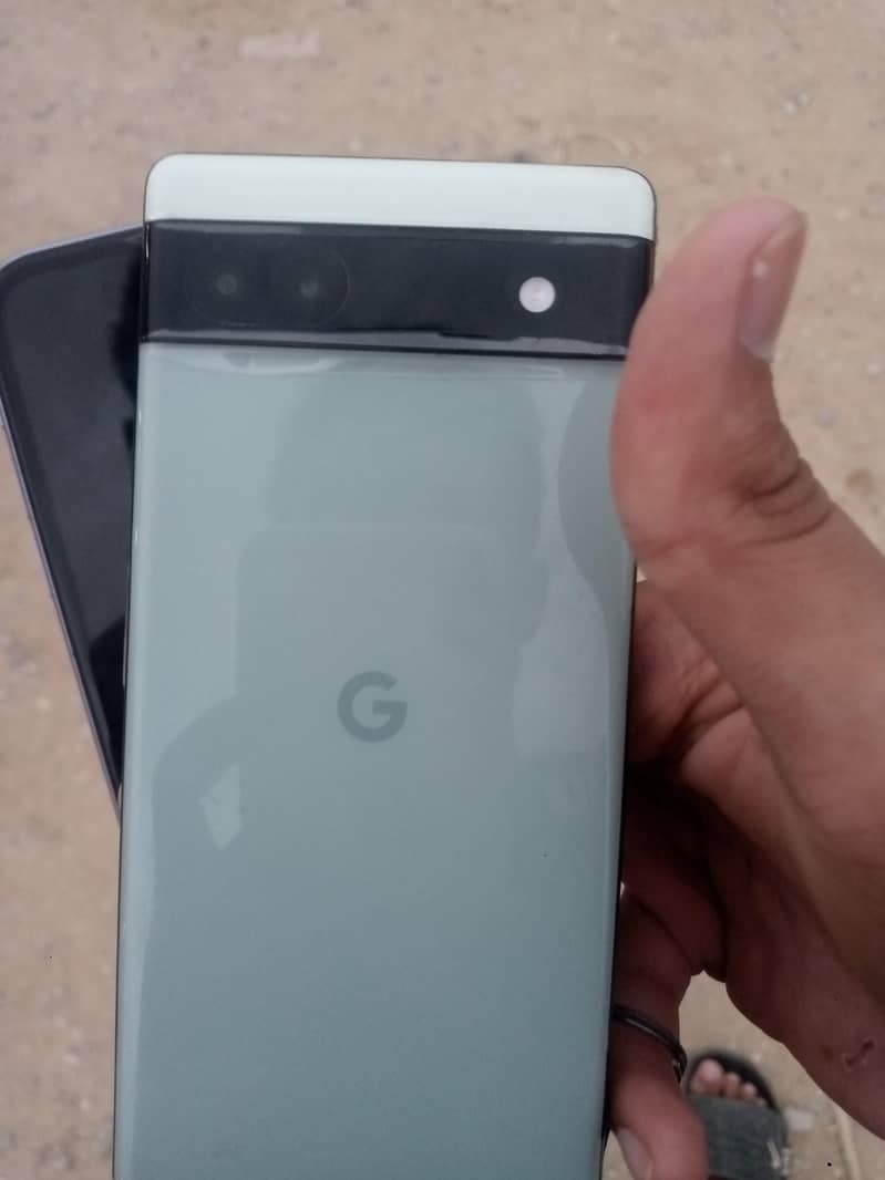 Google Pixel 6a 1