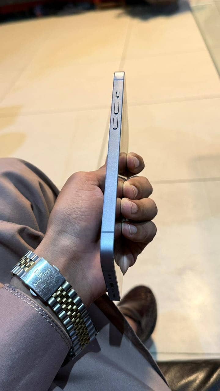 Apple iPhone 14 plus 5