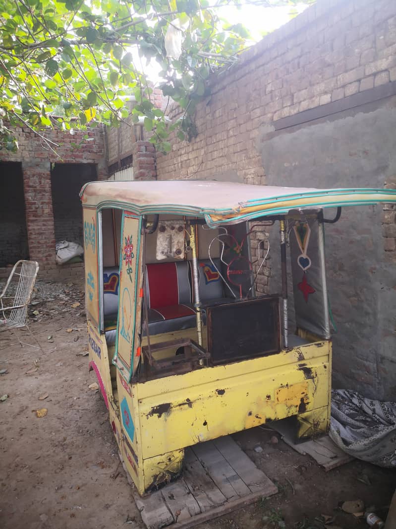 رکشہ باڈی برائے فروخت – اچھی کنڈیشن 1