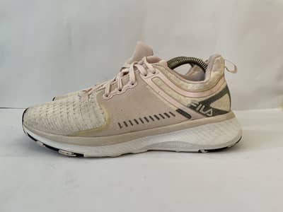 Fila women’s running shoes, size 6.5/40