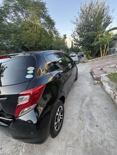 Toyota Vitz 2014