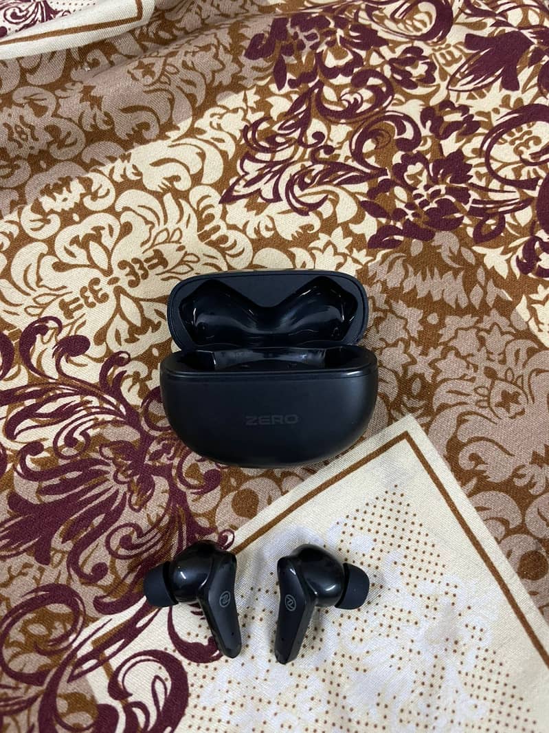 Zero Rover Pro Earbuds 0