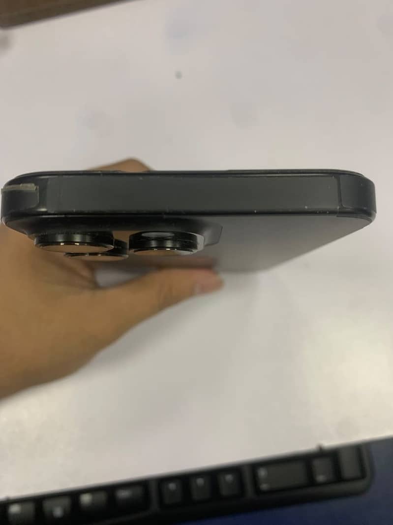 Iphone 16 Pro Max 2