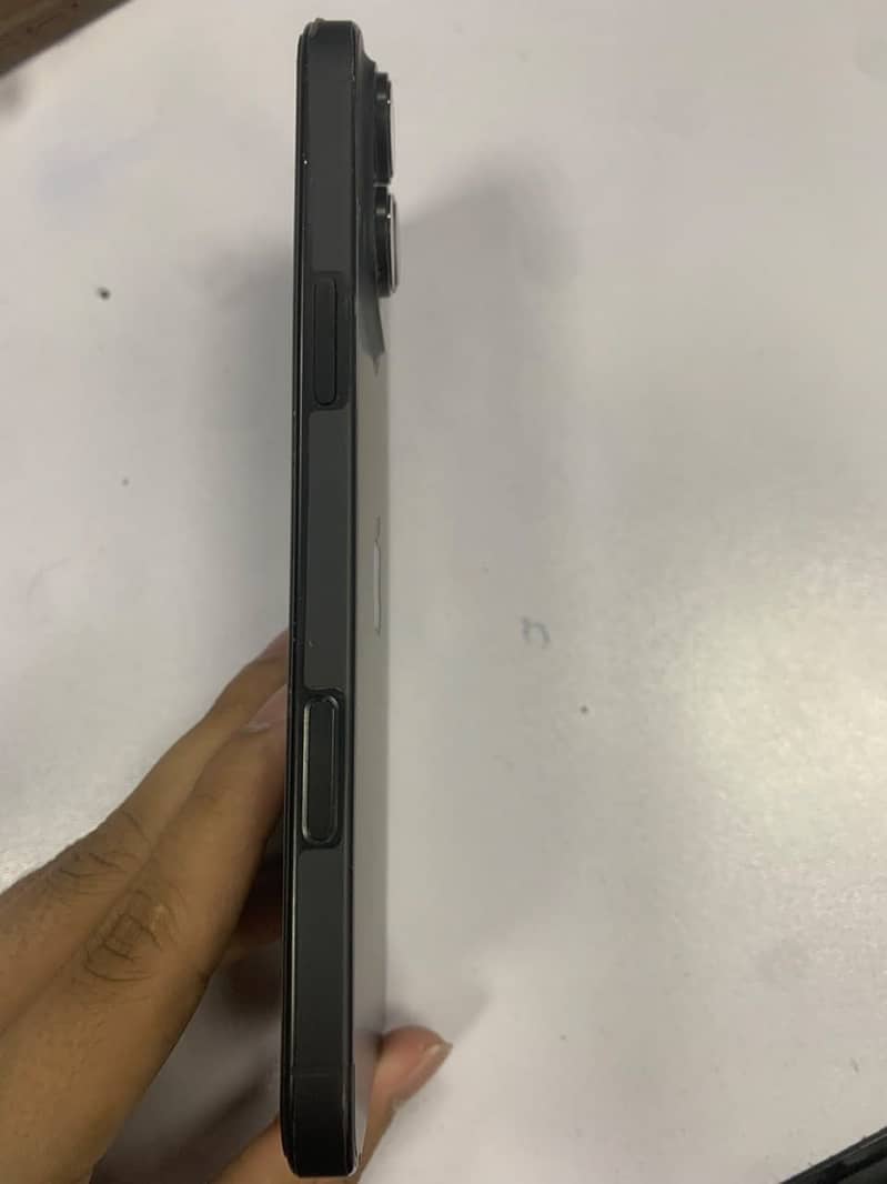 Iphone 16 Pro Max 5