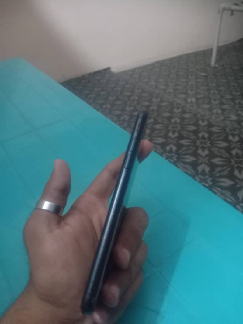 Apple iPhone 7 2