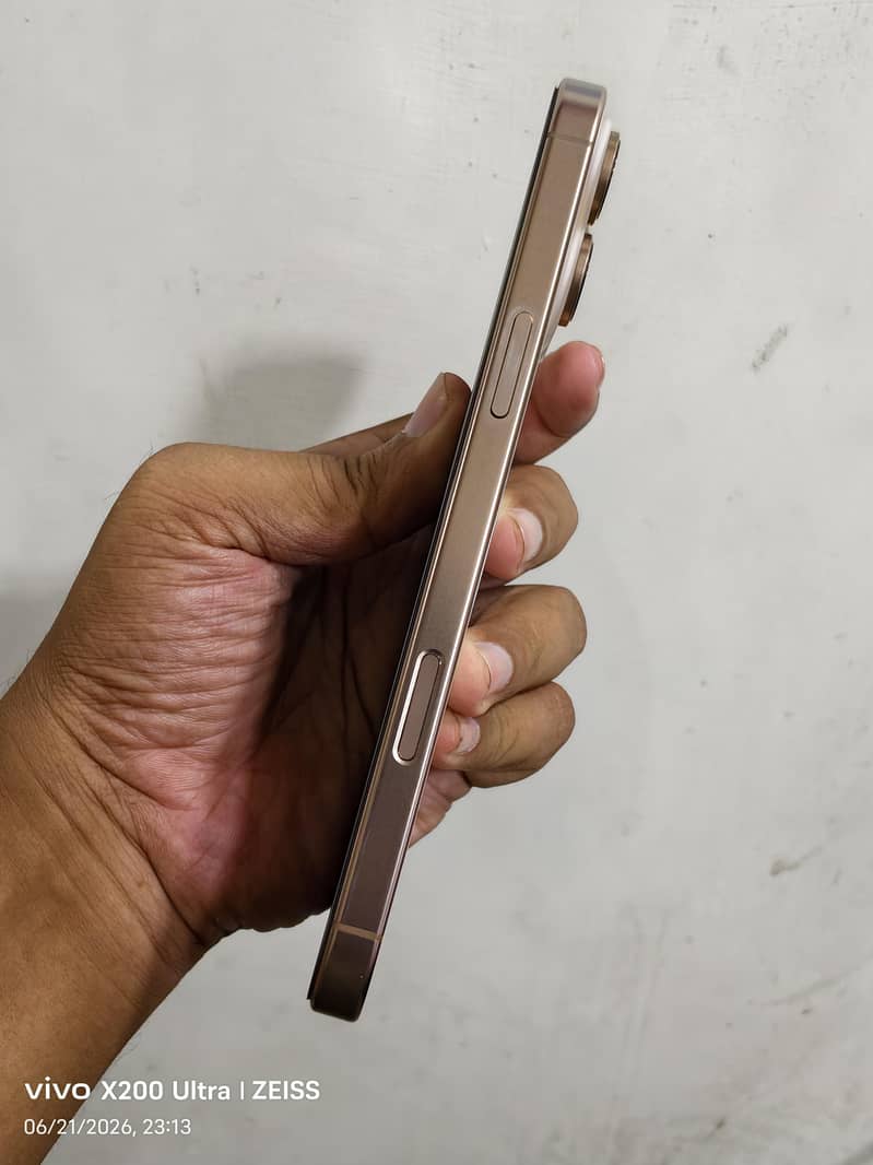 iPhone 16 Pro Max Desert Titanium 4