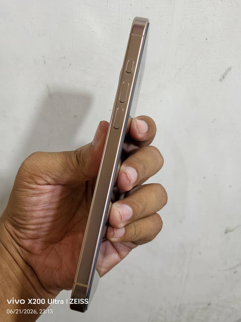 iPhone 16 Pro Max Desert Titanium 6