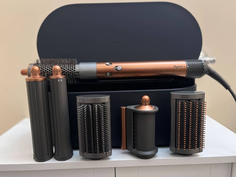 Dyson 0