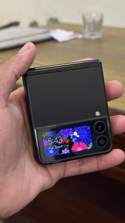Samsung Mobile Z Flip 3