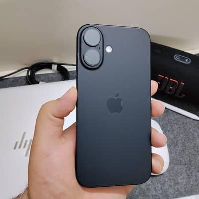 Apple iPhone 16