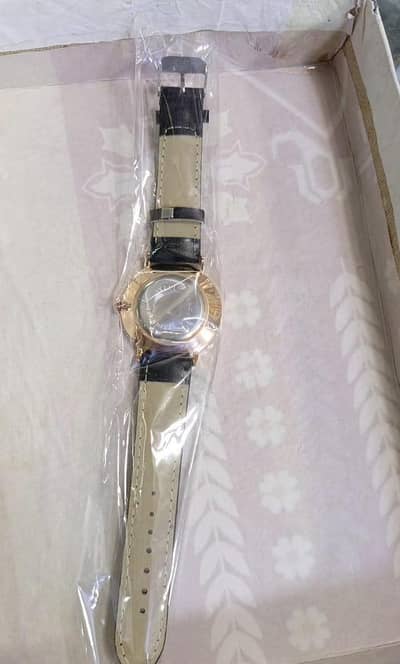 Men's Classic Analogue Watch.