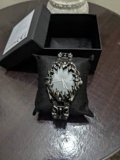 devil's claw watch