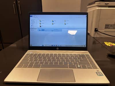 HP Pavilion 13 | Core i5 8th Gen | 13.3” | 8GB Ram | 256 GB SSD