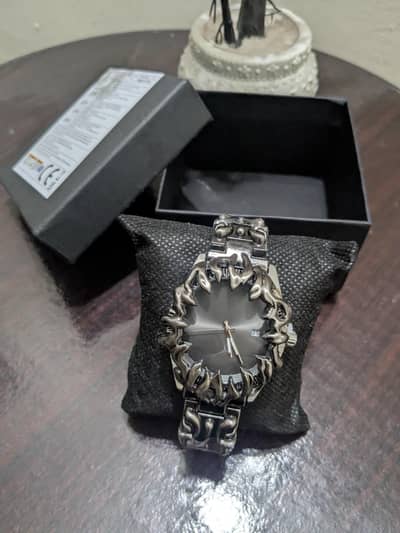 devil's claw watch