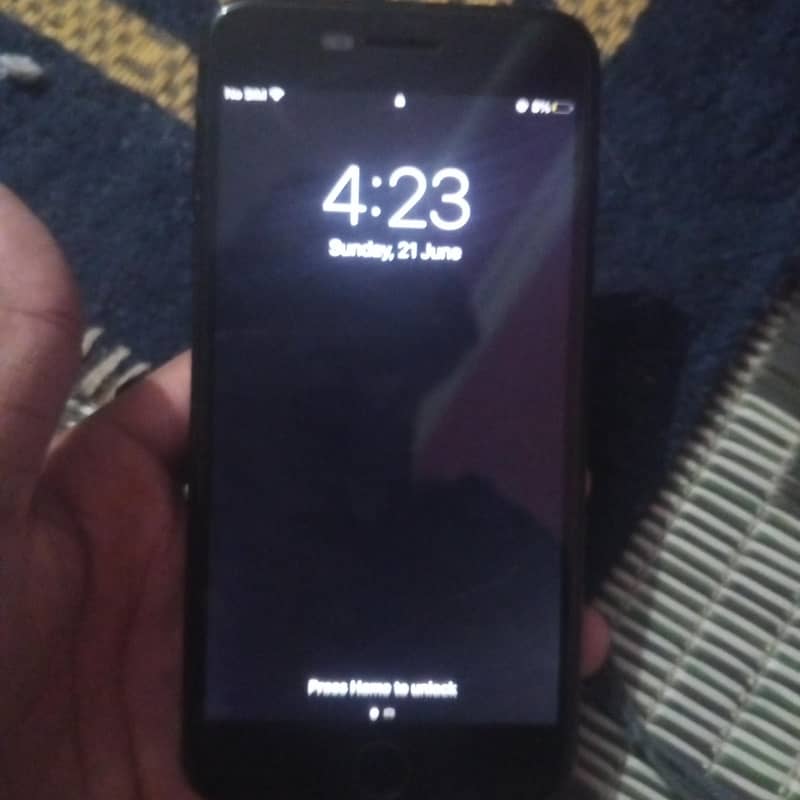 Apple iPhone 7 Plus 2