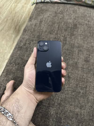 Apple iPhone 13