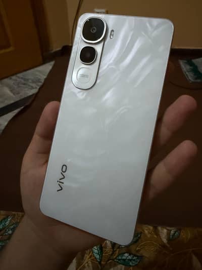 Vivo Y400 16/256 Urgent sale