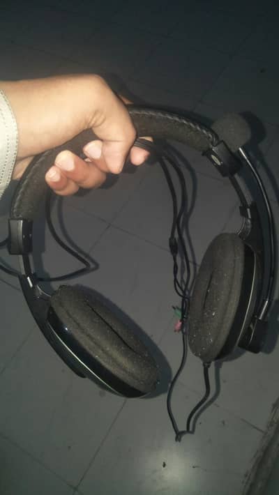 wired headphone with mic
