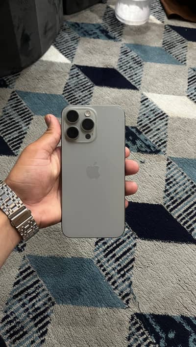 Apple iPhone 15 Pro Max
