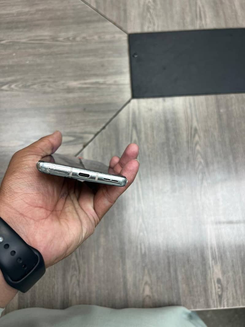 One Plus 8 4