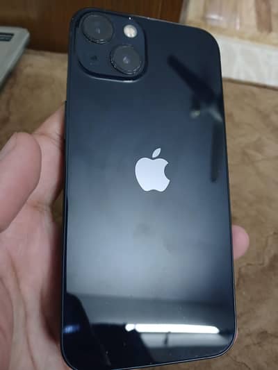 Apple iPhone 13
