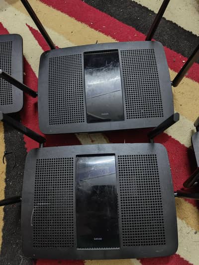 Linksys EA8100 Max-Stream AC2600 WiFi router dual-band 5hz