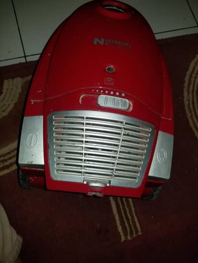 vaccuum cleaner