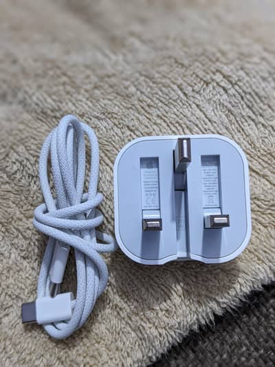 iPhone 16 pro max original 20w charger 15, 16, 17 Pro  03256862720