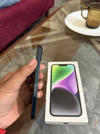 Apple iPhone 14