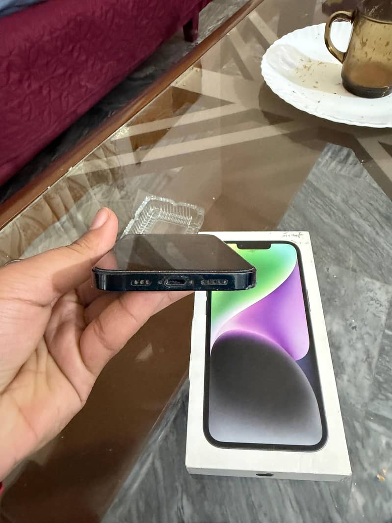 Apple iPhone 14 3