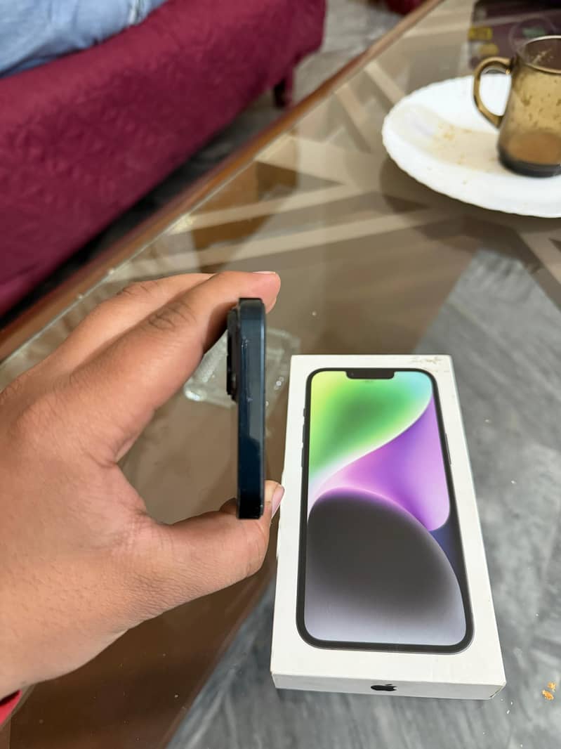 Apple iPhone 14 4