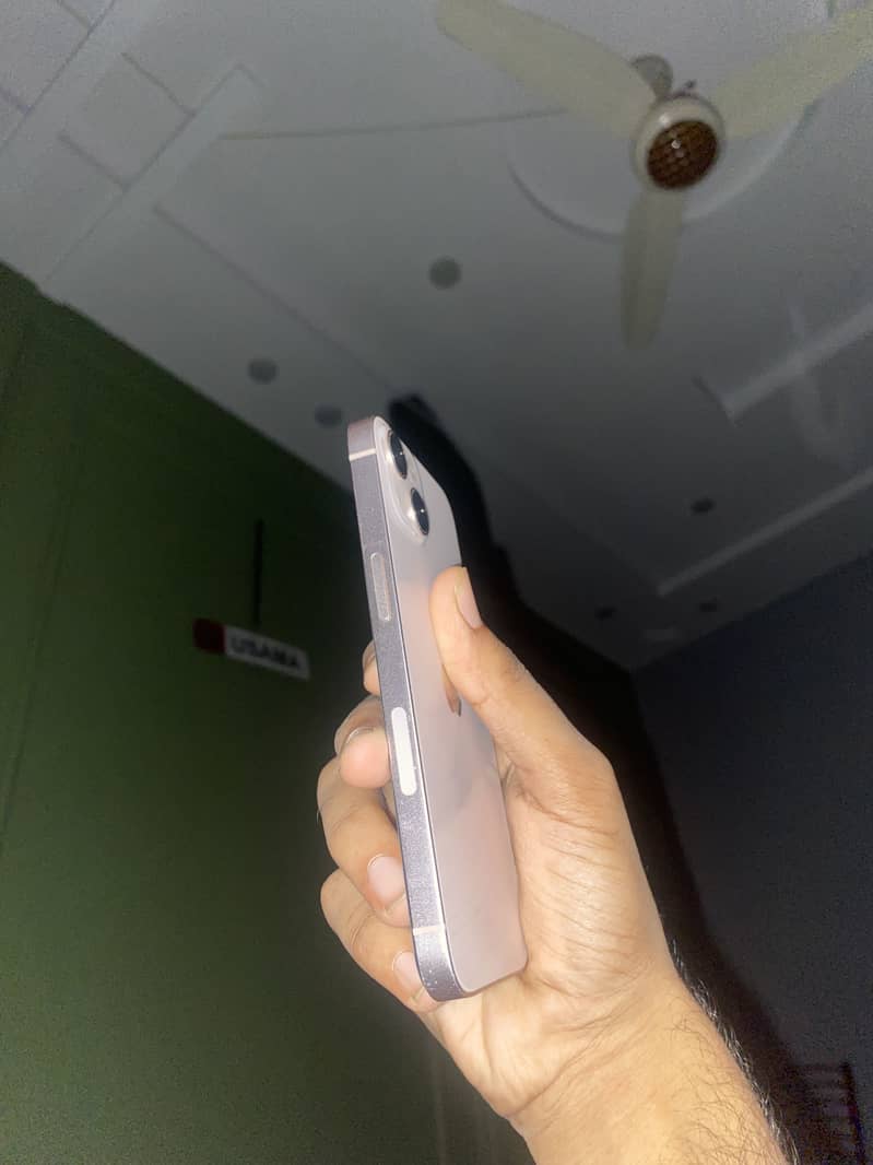 Apple iPhone 13 1