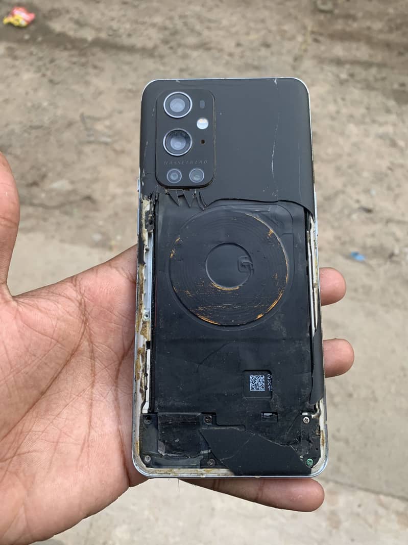 One Plus 9 Pro 1