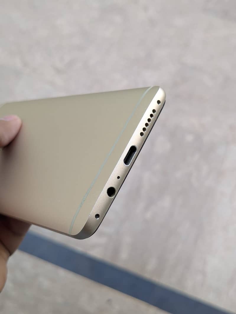 One Plus 3T 1