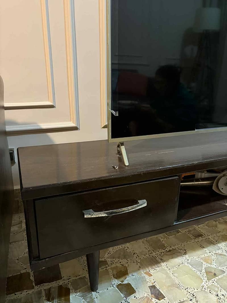 Tv console 1