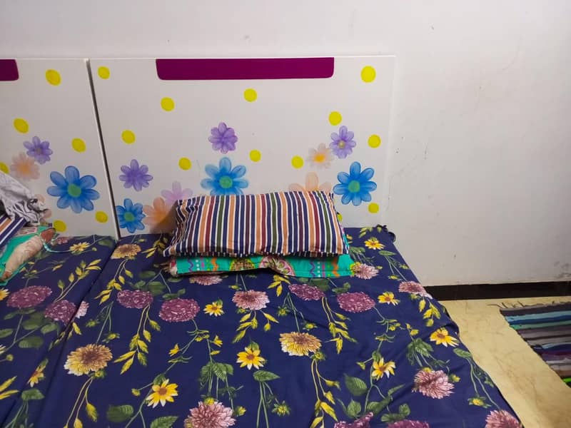 double bed 0
