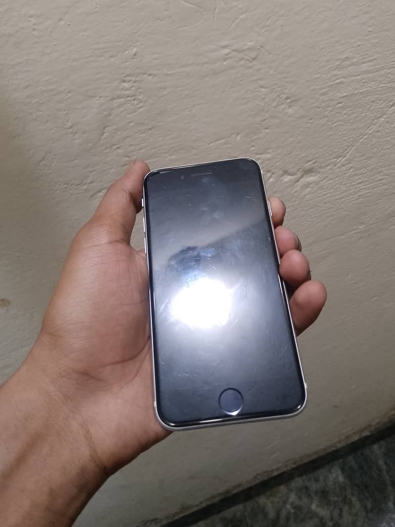 Apple iPhone SE 1