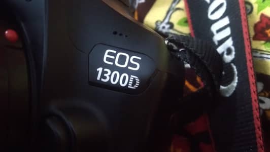 canon eós 1300D
