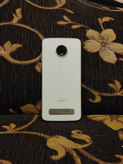 Motorola Moto Z4 - XT1980, Snapdragon SoC, Frost White, 10/10
