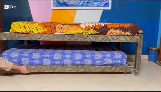 2-in-1 Double bed/pull out bed with spring mattresses - excellent