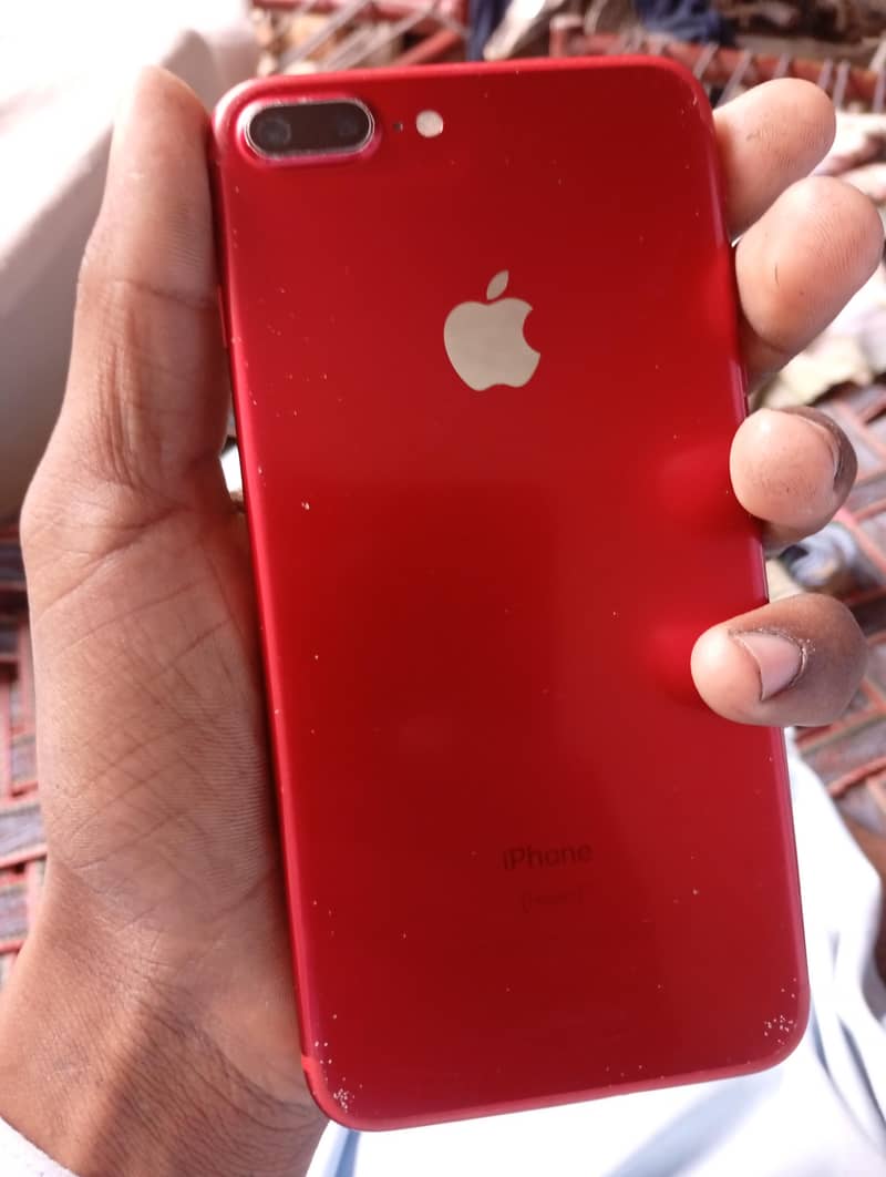 Apple iPhone 7 Plus 1