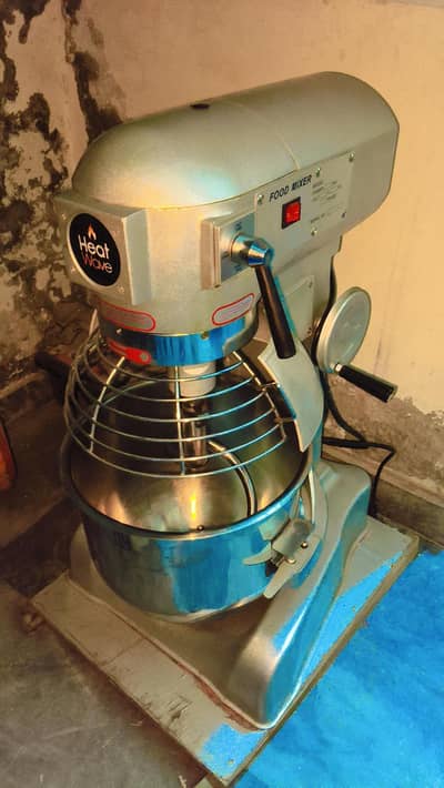 Dough mixer