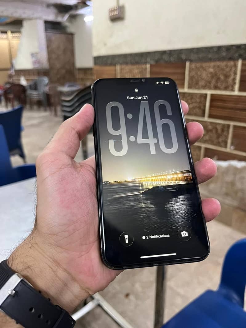 11 pro max 4