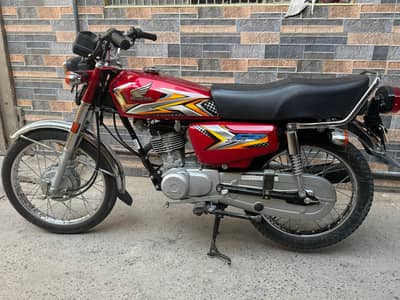 Honda 125 | 2025