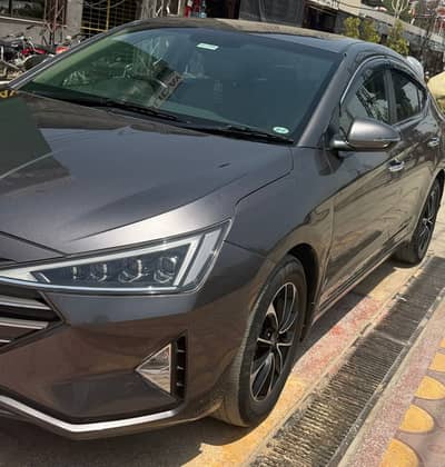 Hyundai Elantra 2021
