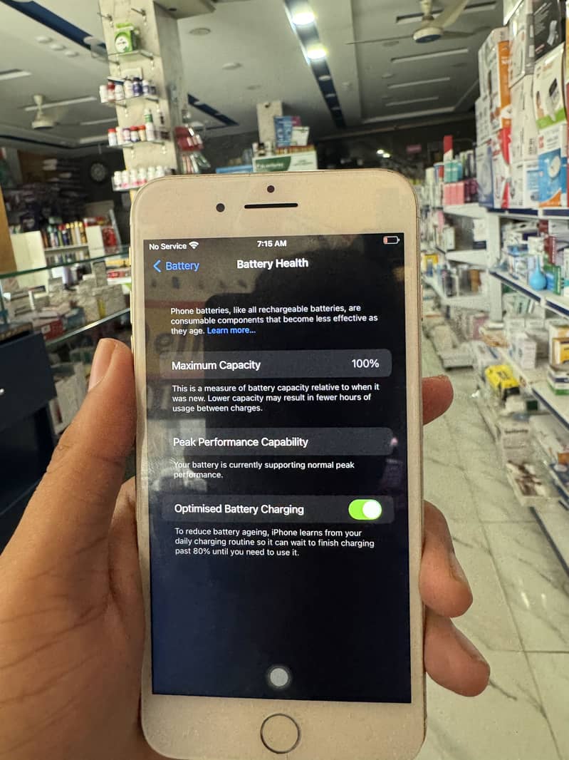 Apple iPhone 7 Plus 4