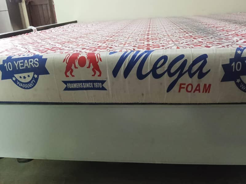 Mega Foam 3