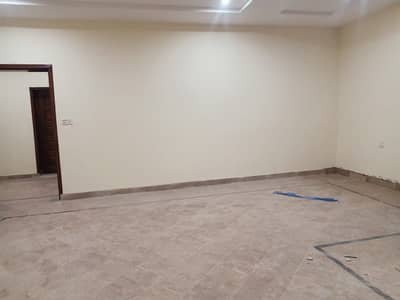 Non furnished office for rent