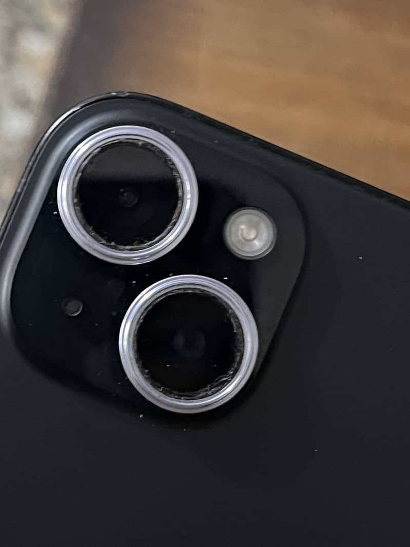 Apple iPhone 15 plus 1